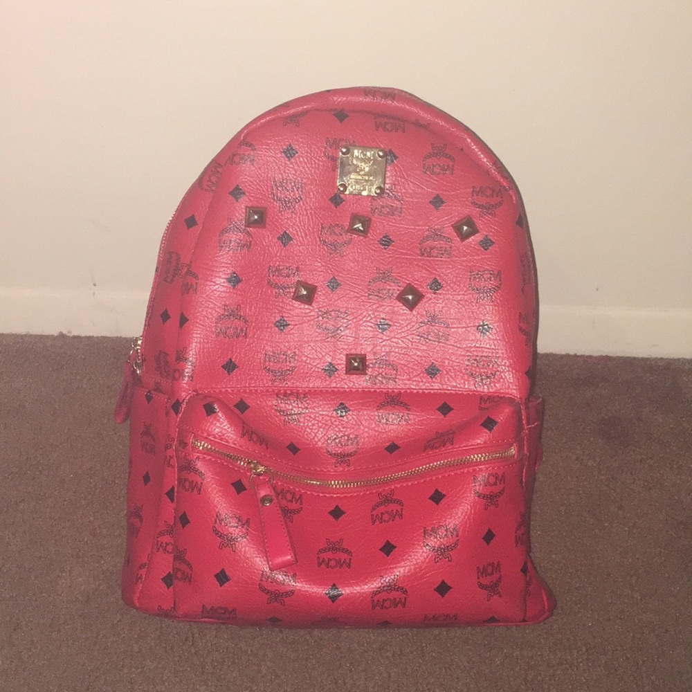 MCM bag 😍❤️🎒